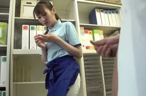 ông xã biến thái cho đồng nghiệp địt người vợ rồi lén thủ dâm