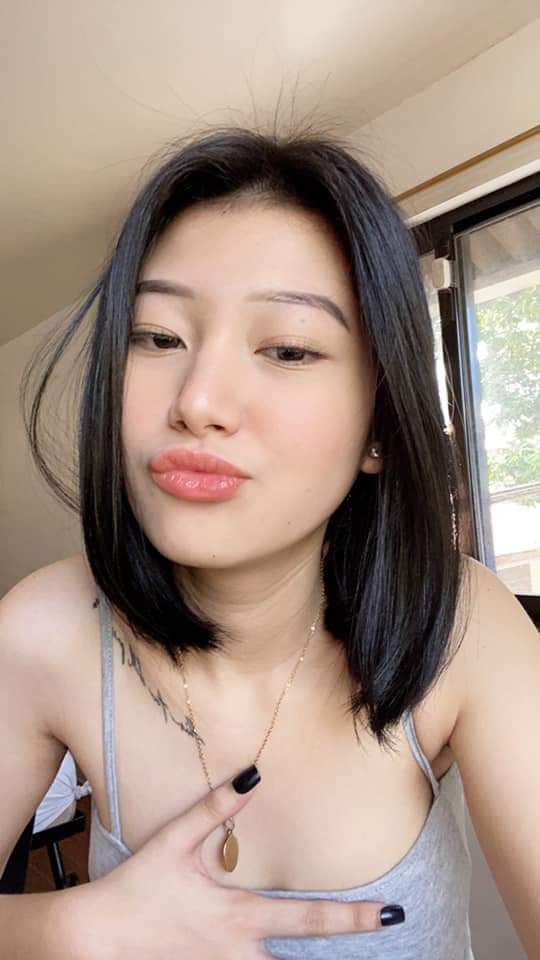 Chị gái nữ thần da trắng và xinh đẹp nói rằng tôi quá giỏi tán tỉnh và yêu cầu tôi quan hệ mạnh với cô ấy